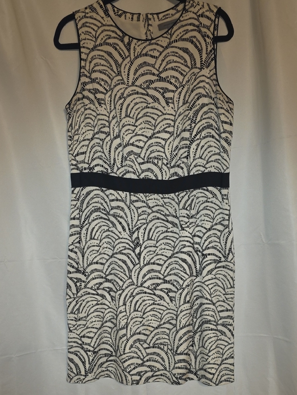 Classiques Entier Silk Black and White Patterned Sleeveless Sheath Dress Size 14
